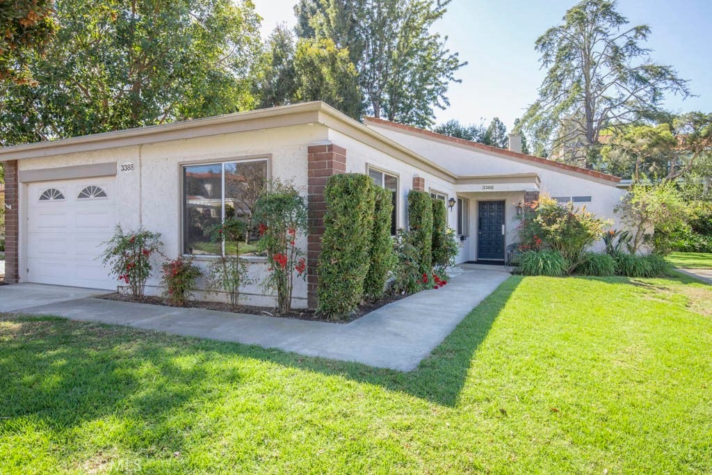 Photo of Listing #OC25048471