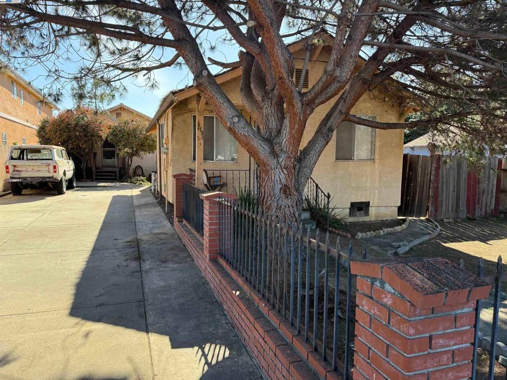 Photo of Listing #41088805