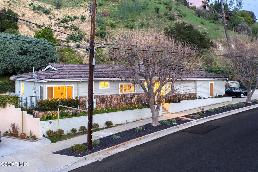 Photo of Listing #225001179