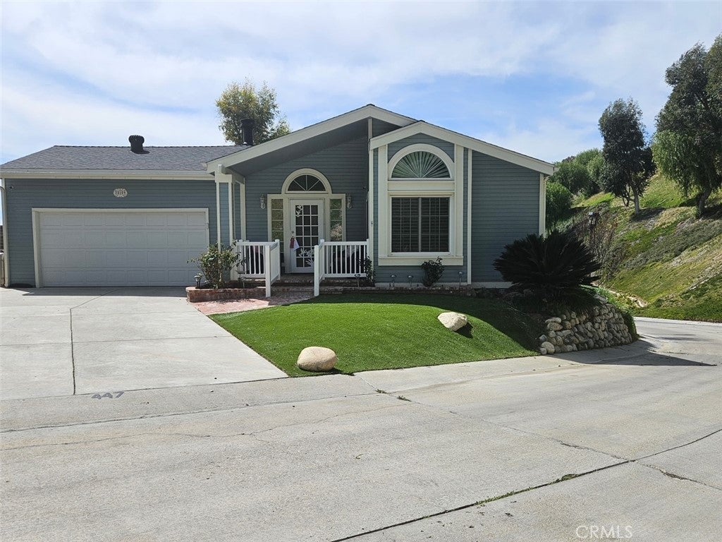 Photo of Listing #SR25052885