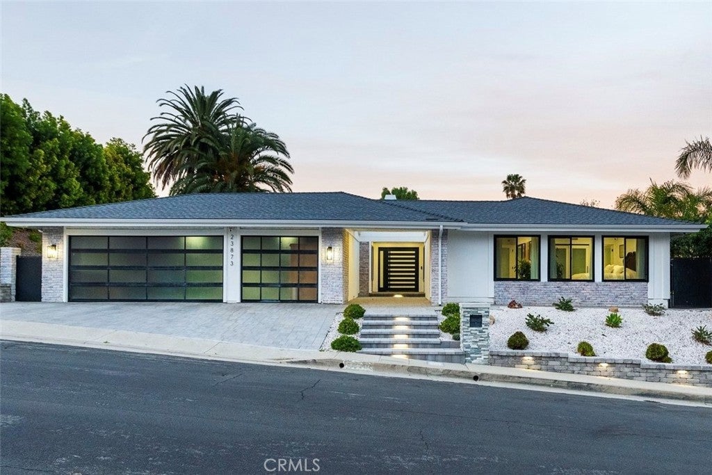 Photo of Listing #SR25052953