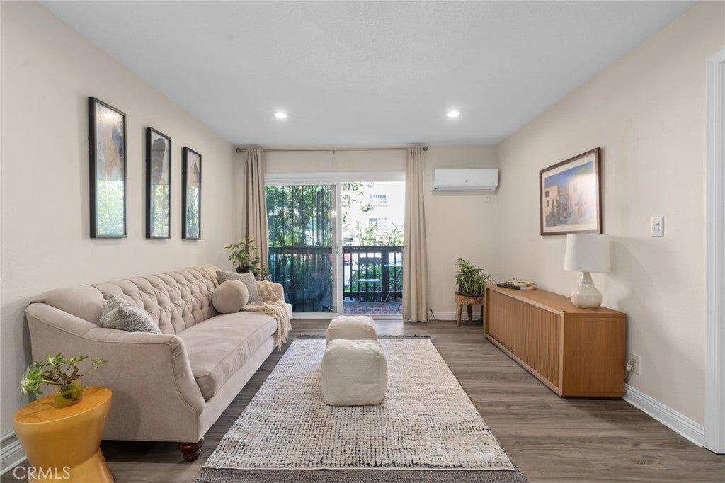 Photo of Listing #BB25052633