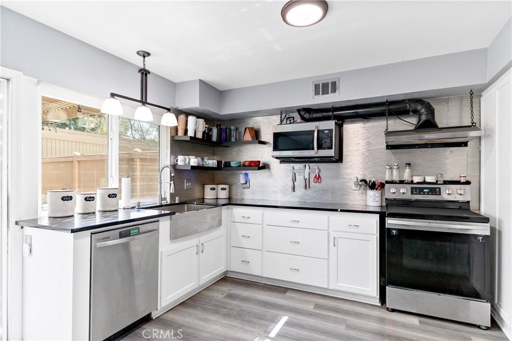 Photo of Listing #PW25020183