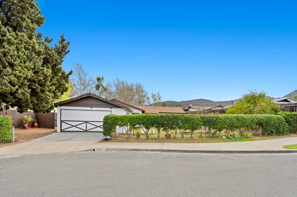 Photo of Listing #NDP2502295