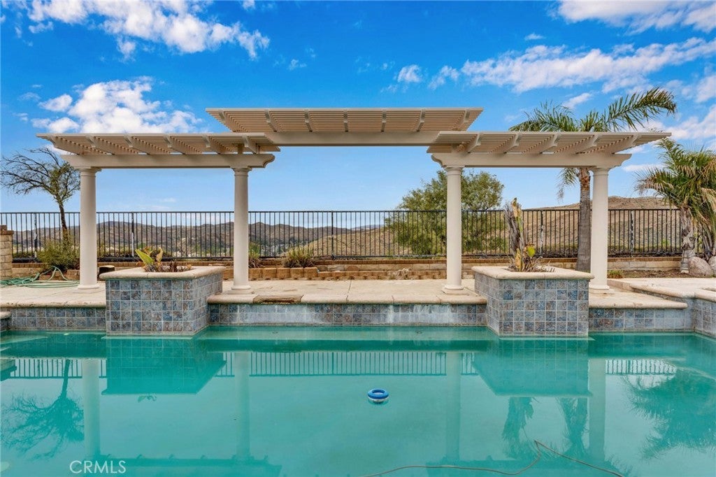 Photo of Listing #SB25037574