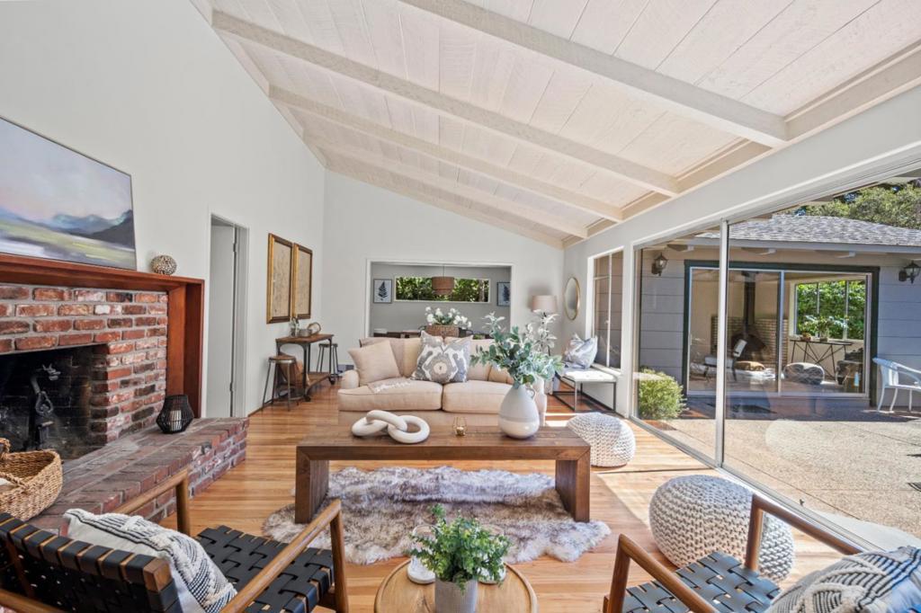 Photo of Listing #ML81997411