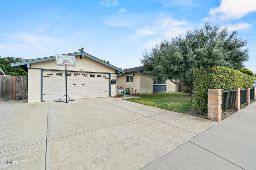 Photo of Listing #V1-28622