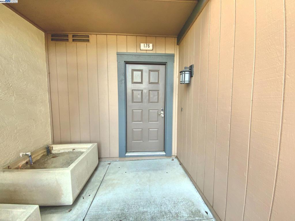 Photo of Listing #41089070