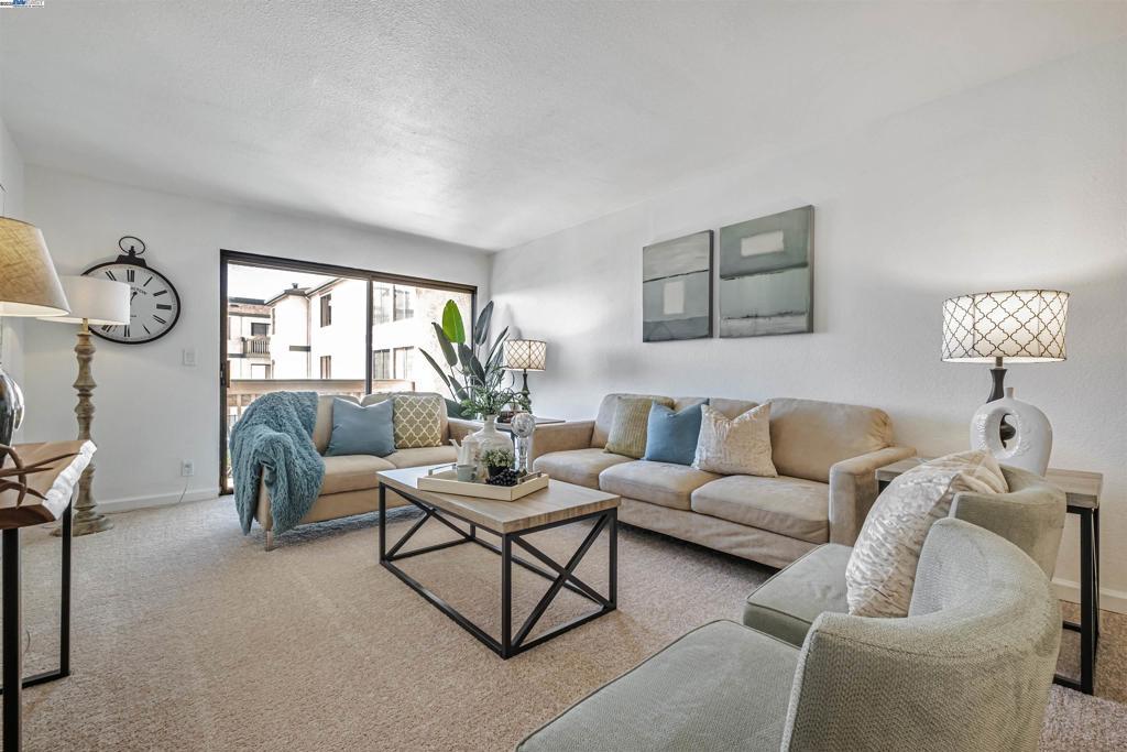 Photo of Listing #41089072