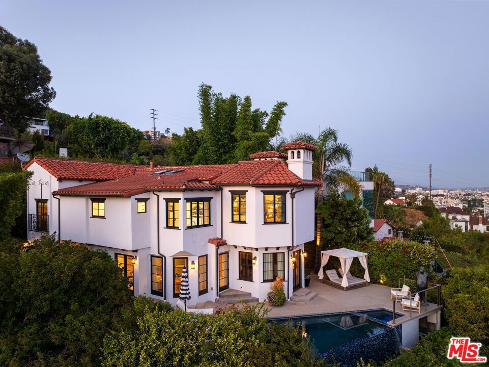 Photo of Listing #25506597