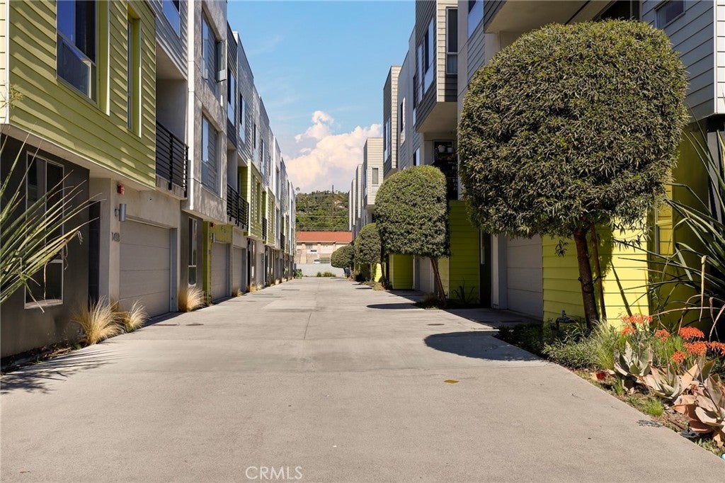 Photo of Listing #BB25050597