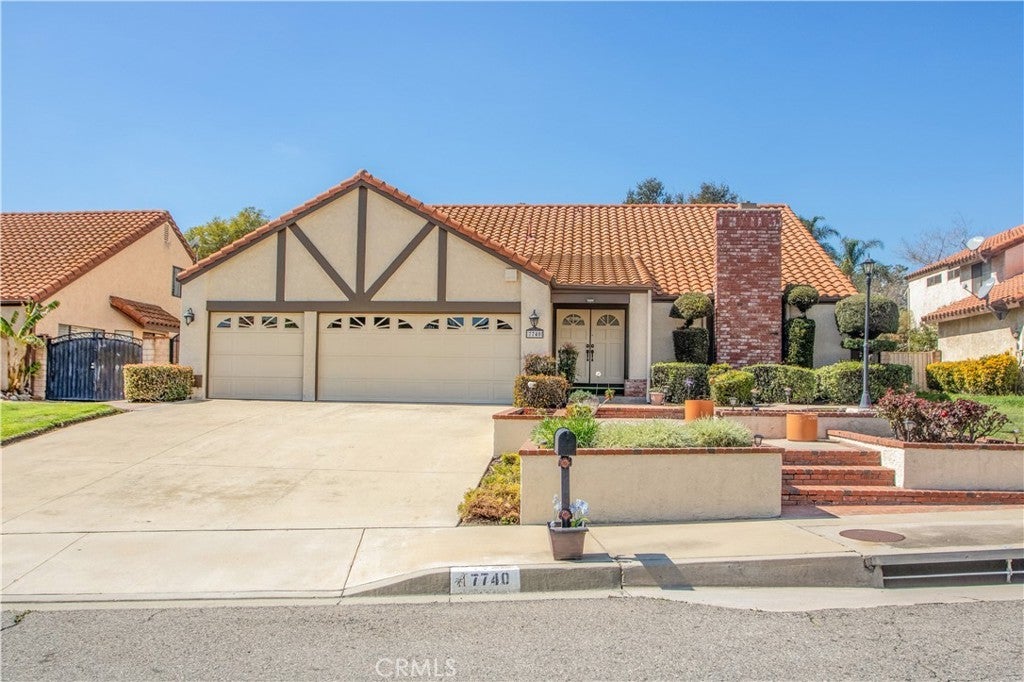 Photo of Listing #CV25054275