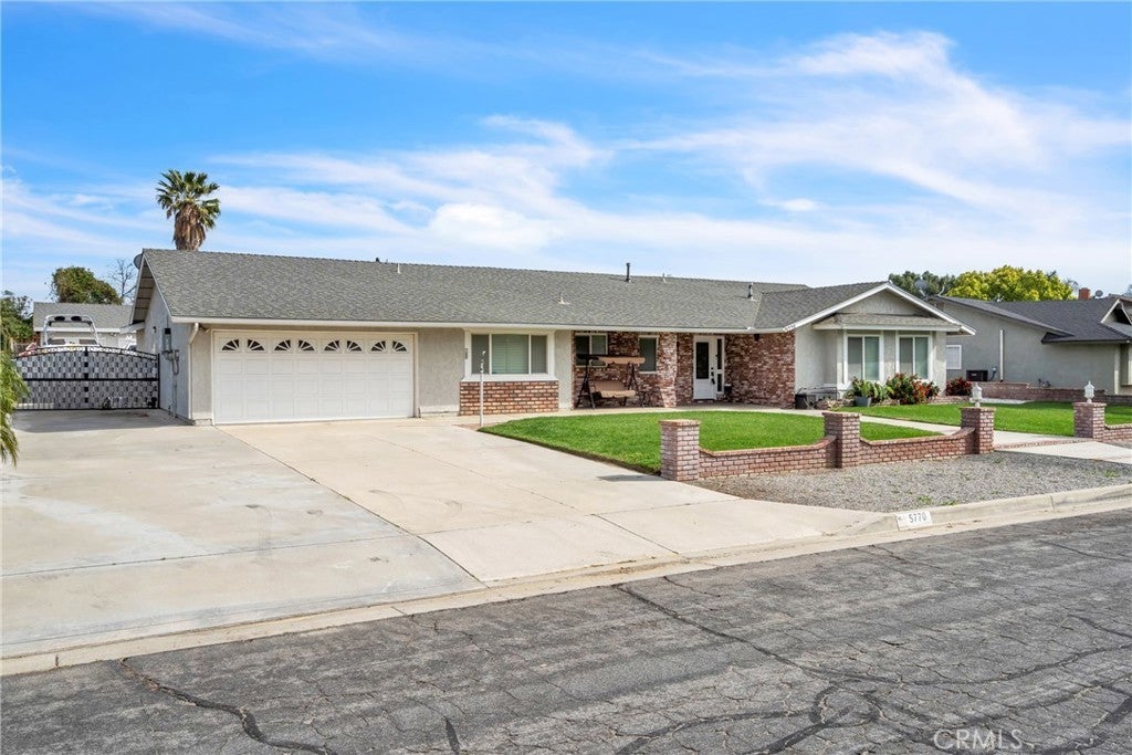 Photo of Listing #PW25054616