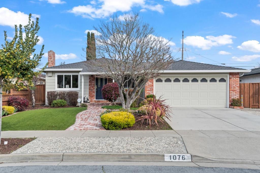 Photo of Listing #ML81997542