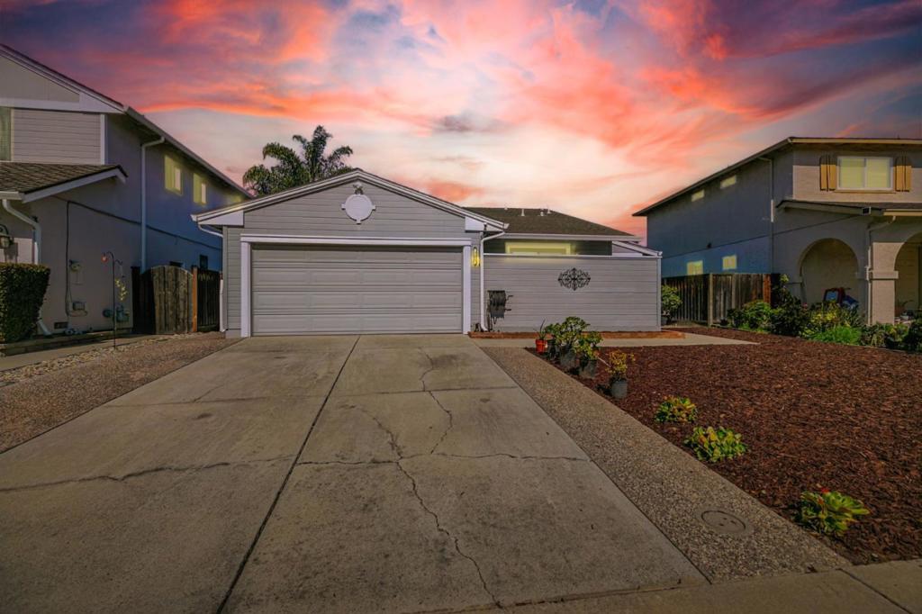 Photo of Listing #ML81997523