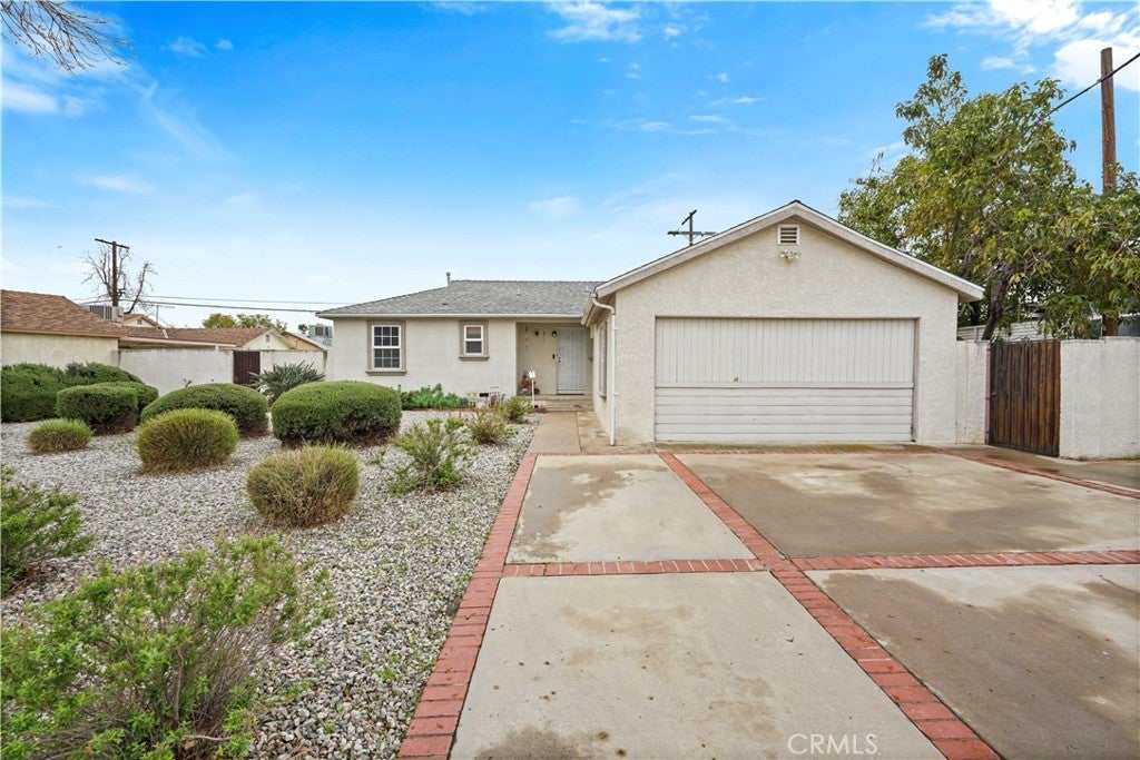 Photo of Listing #SR25054148