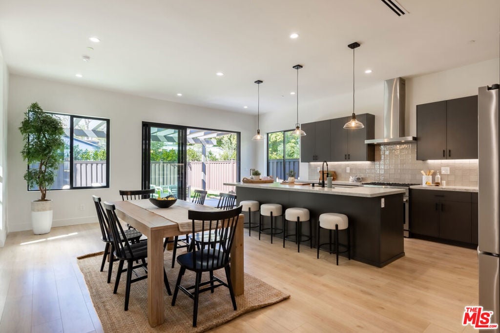 Photo of Listing #25510143