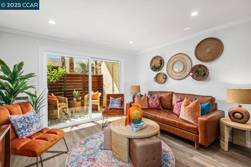 Photo of Listing #41089152