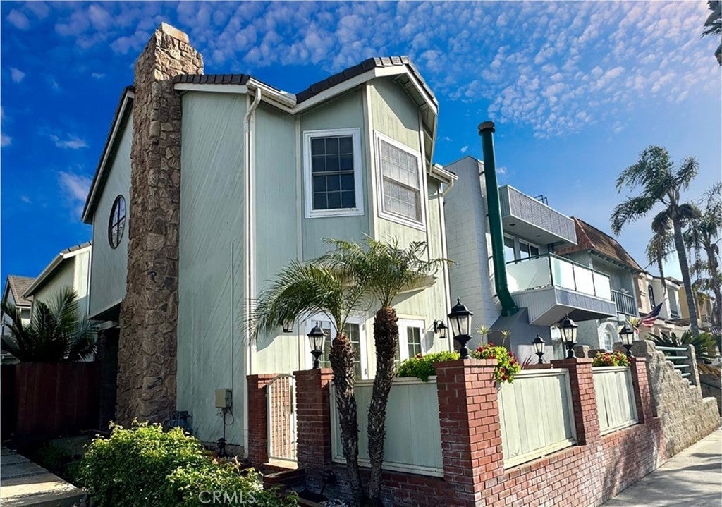 Photo of Listing #OC25051567