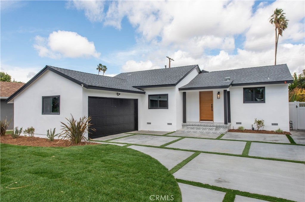 Photo of Listing #SR25055055