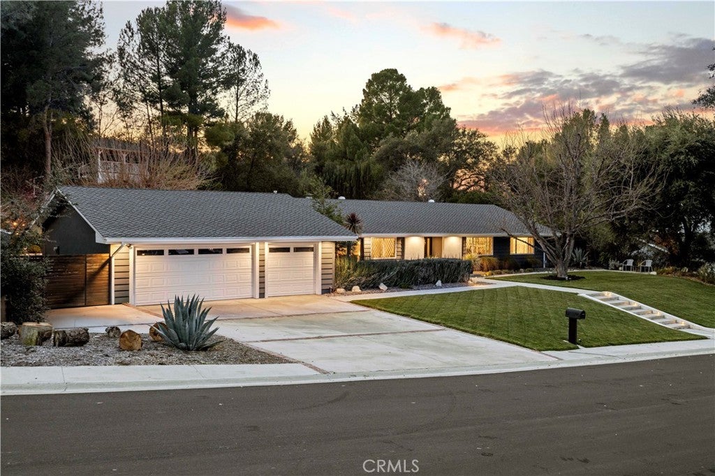 Photo of Listing #SR25055054