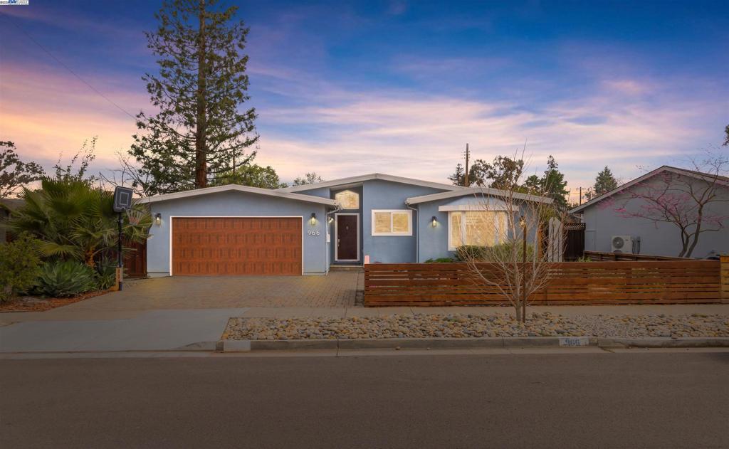 Photo of Listing #41089193