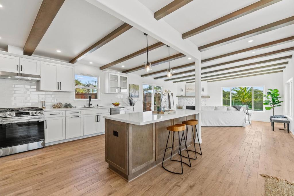 Photo of Listing #ML81997660