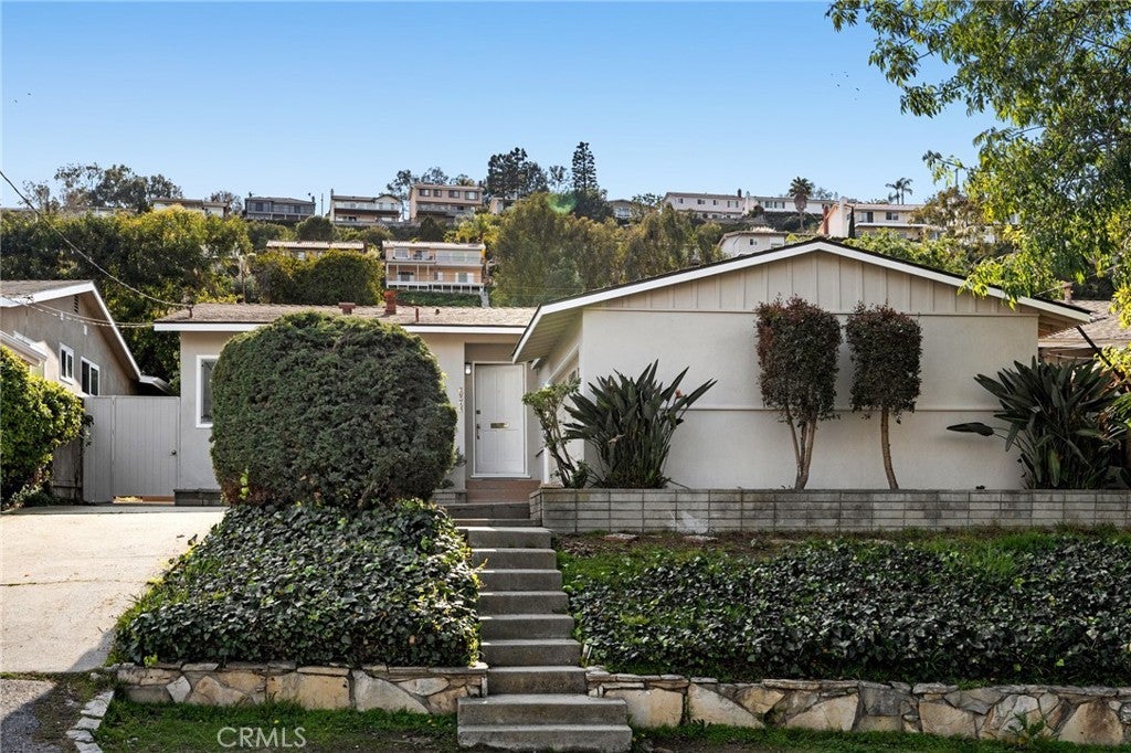 Photo of Listing #PV25048381