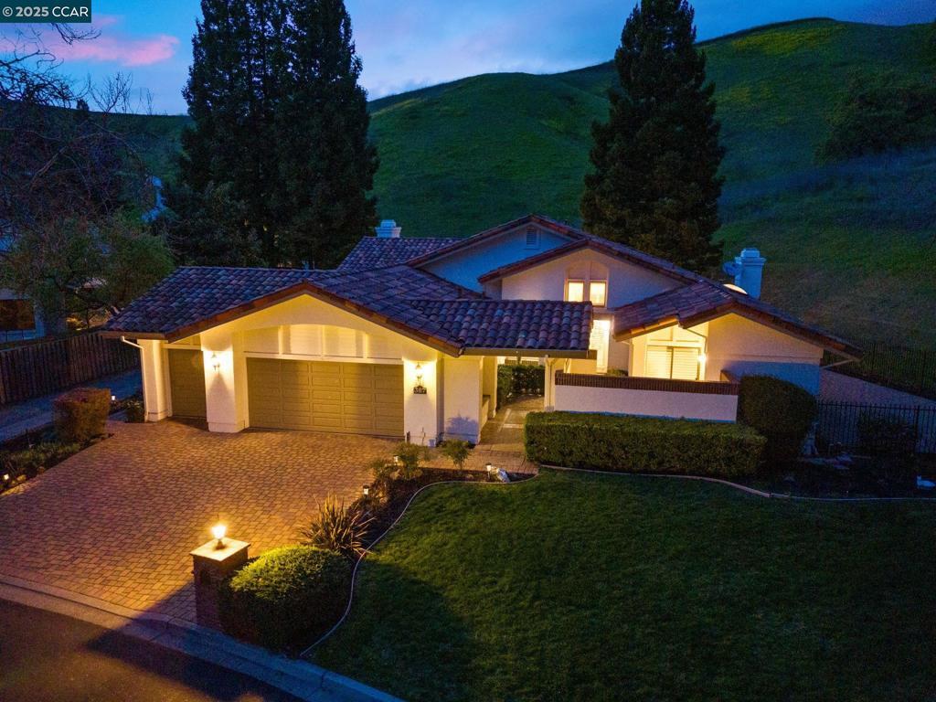 Photo of Listing #41089211