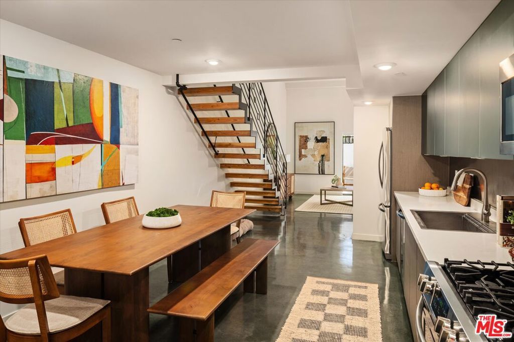 Photo of Listing #25507219