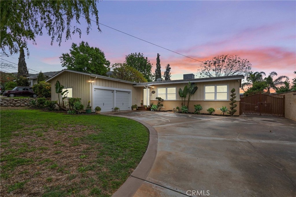 Photo of Listing #TR25055399