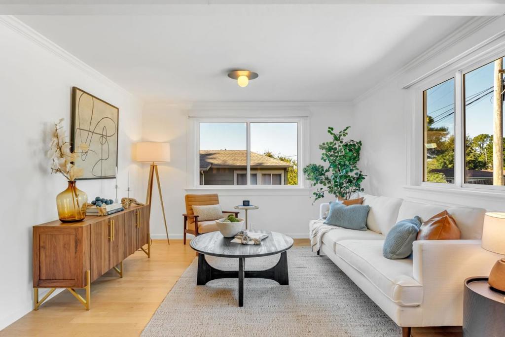 Photo of Listing #ML81997720