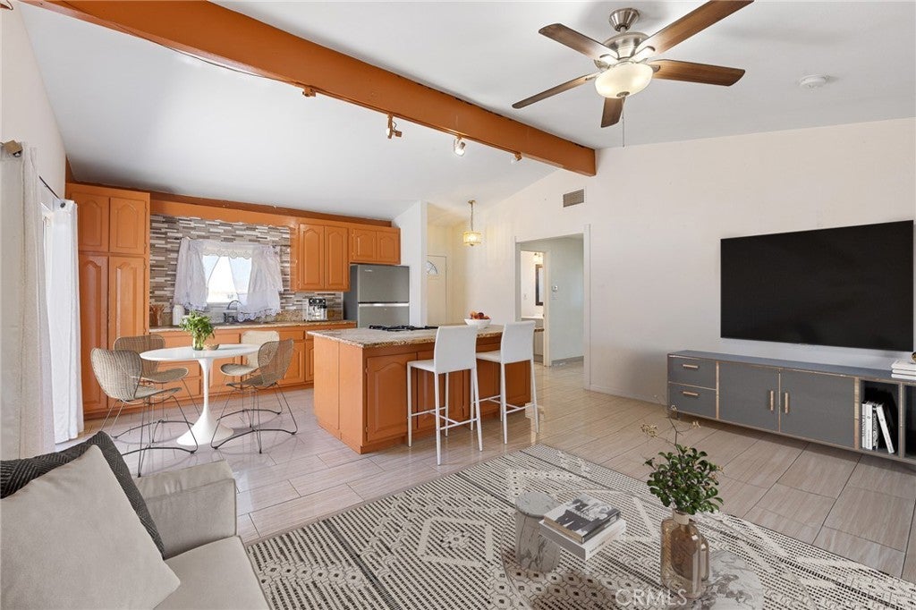 Photo of Listing #SR25055648