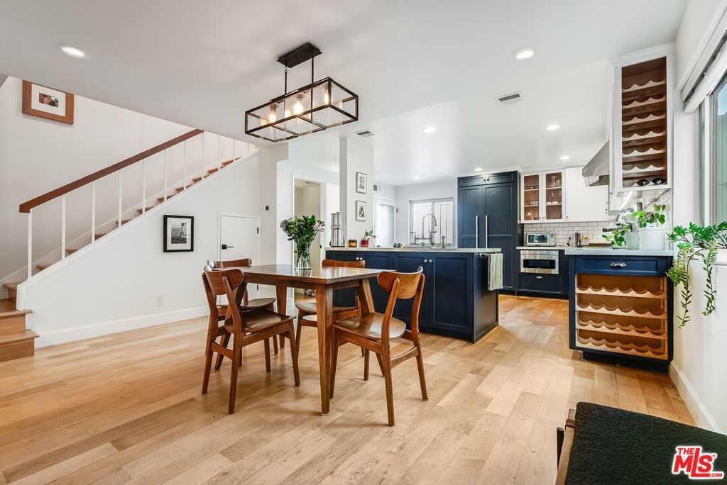 Photo of Listing #25511133