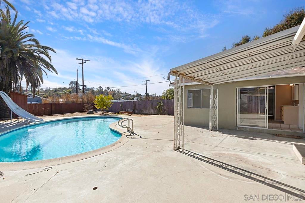 Photo of Listing #250021355SD