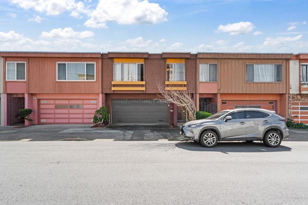 Photo of Listing #ML81997208