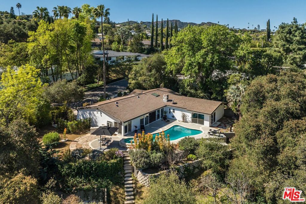 Photo of Listing #25510535