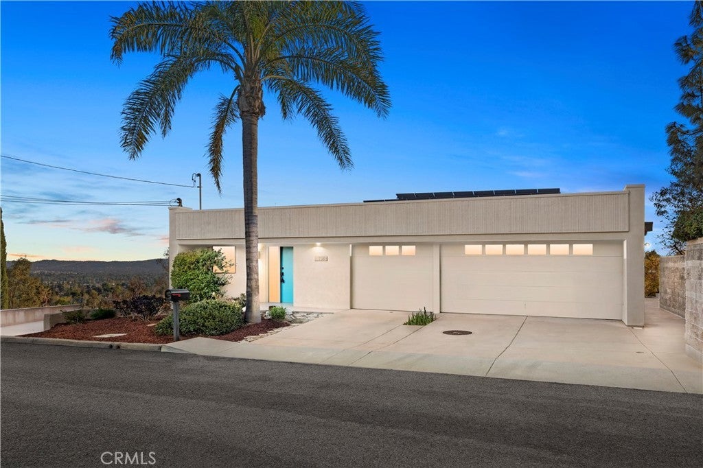 Photo of Listing #SR25047755