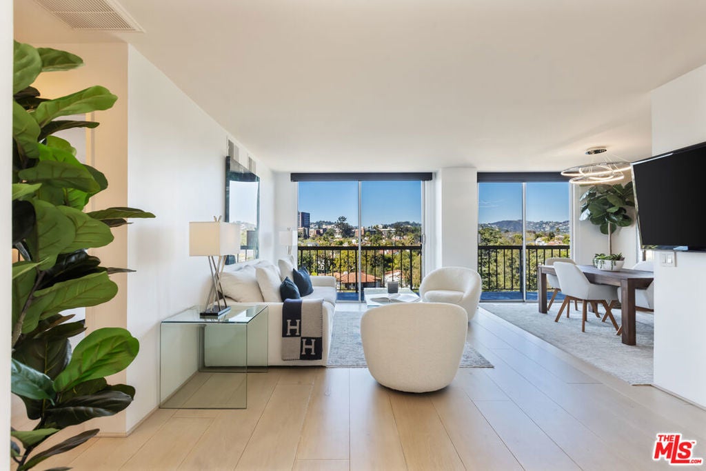 Photo of Listing #25510135