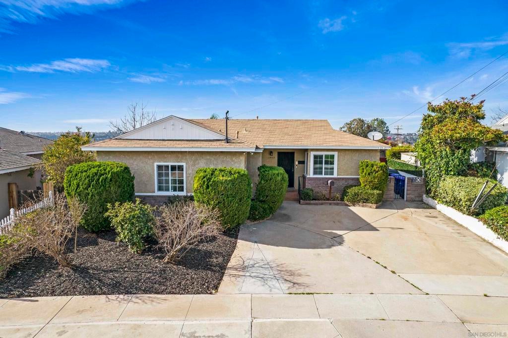 Photo of Listing #250021381SD