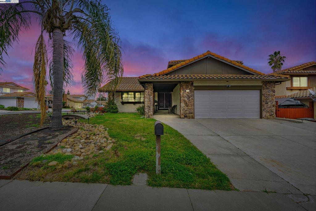 Photo of Listing #41089324