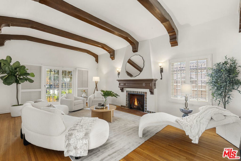 Photo of Listing #25511207