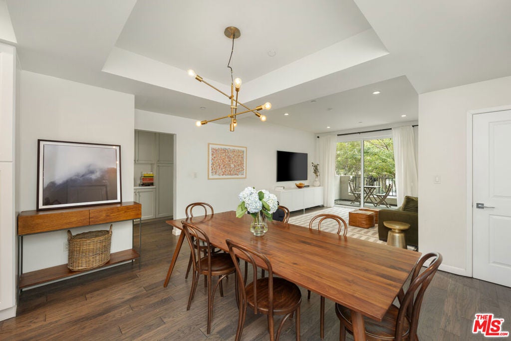 Photo of Listing #25511257