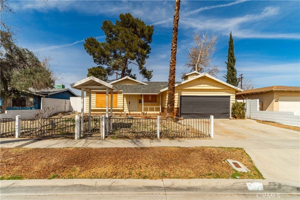 Photo of Listing #SR25056115