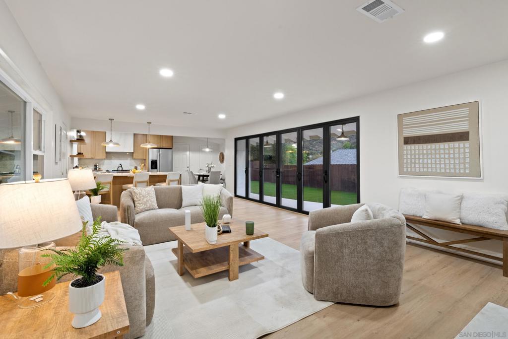 Photo of Listing #250021431SD