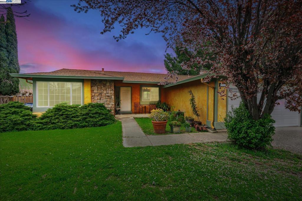 Photo of Listing #41089423