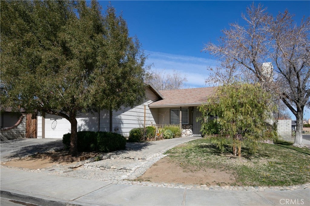 Photo of Listing #SR25041795