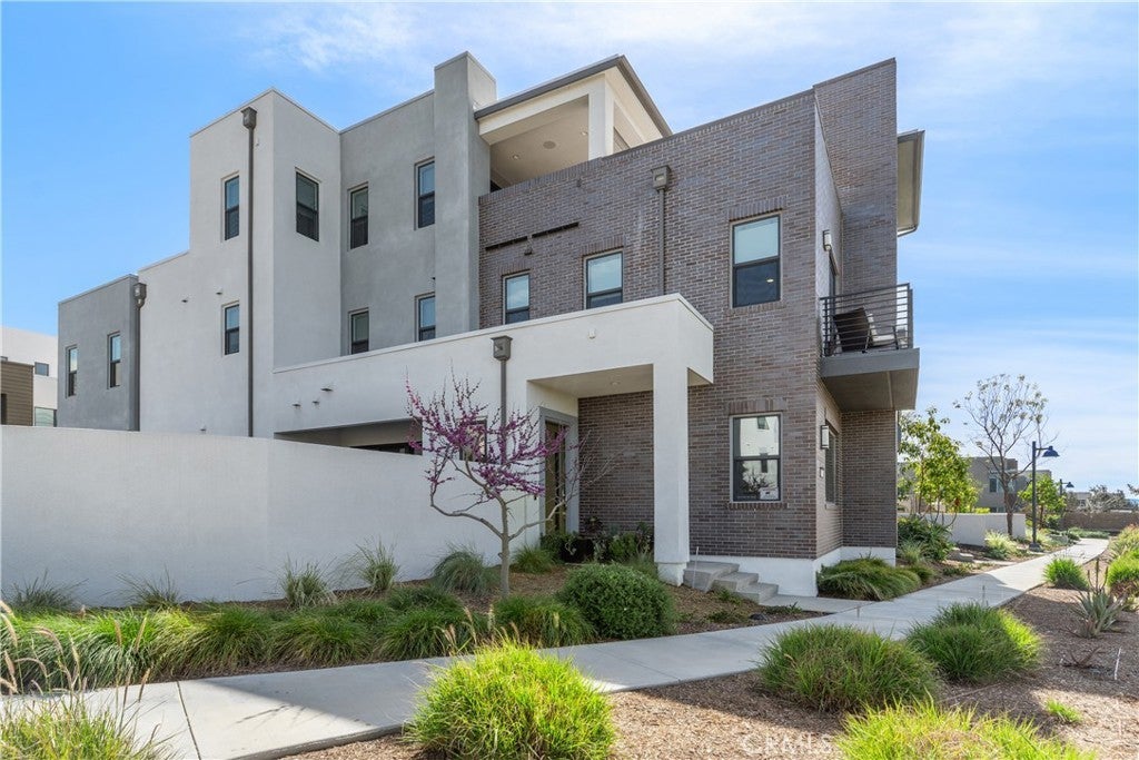 Photo of Listing #PW25056411