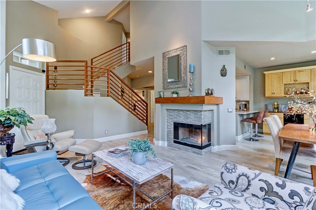 Photo of Listing #OC25033883