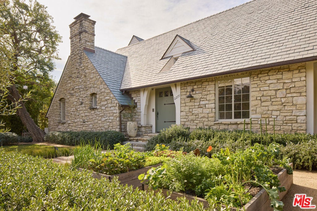 Photo of Listing #25508229